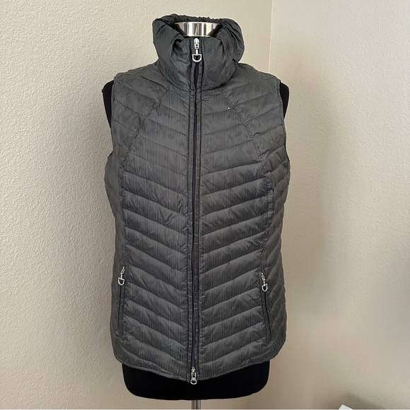 Ariat Fit for a Rider Duck Down Quilted Grey Women's Zip Up Vest  Size L - Picture 1 of 12